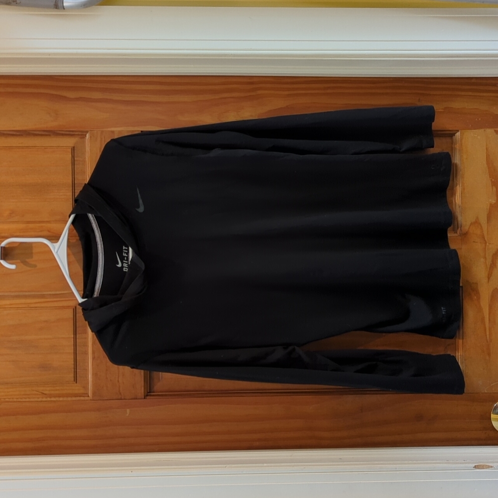 Nike hooded pullover